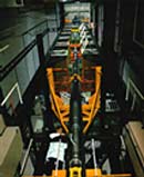 Attrezzatura sperimentale per lo studio a piena scala delle interazioni meccaniche fra canale di potenza del reattore nucleare italiano Cirene, 1970 (Comitato Nazionale Energia Nucleare)